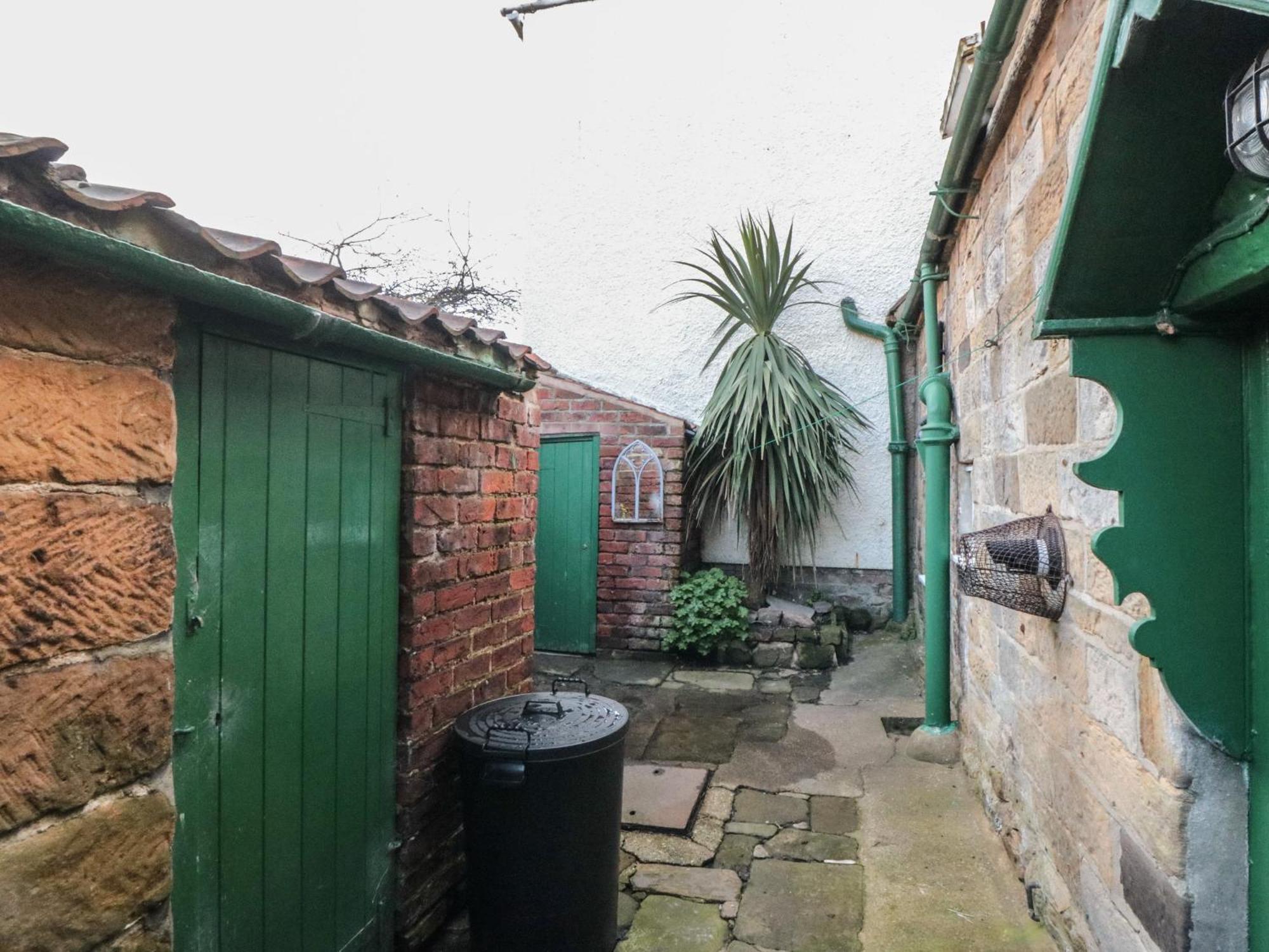 Newton Cottage Whitby Eksteriør bilde